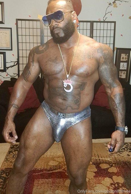 Toolsfreepage Photo nue de fuite OnlyFans de Toolsfreepage #1