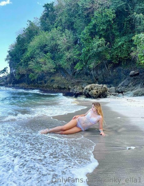 Kinky_ella1