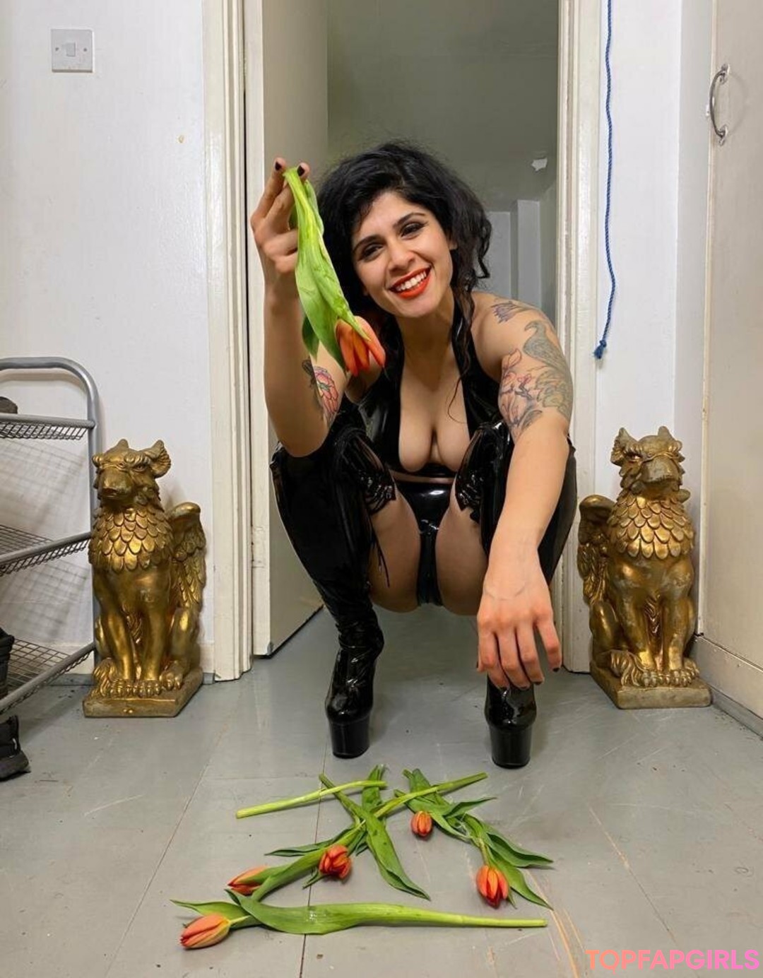 Photo nue de fuite OnlyFans de Mistresssophiasahara #83 Photo nue de fuite OnlyFans de Mistresssophiasahara #83