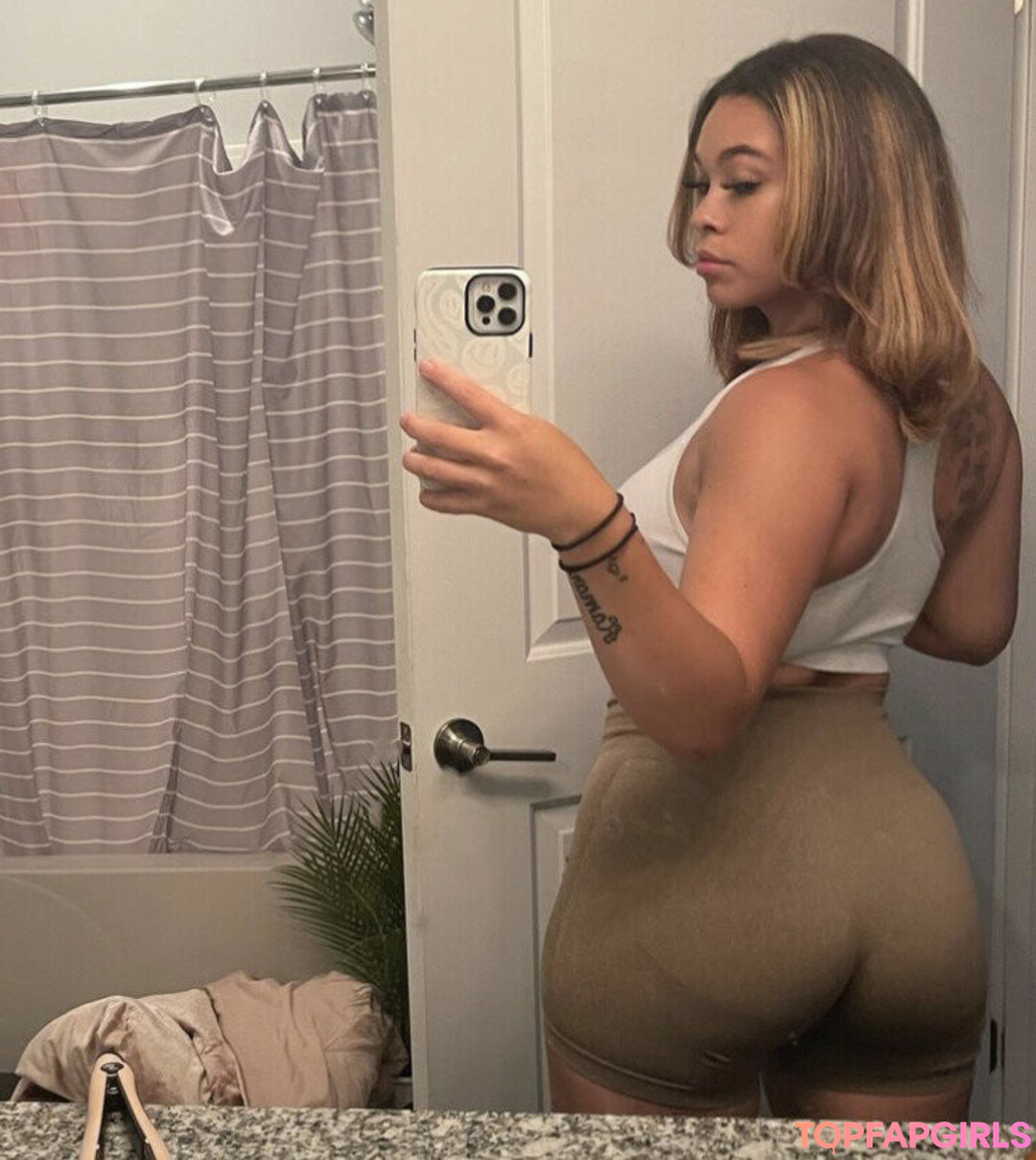 Photo nue de fuite OnlyFans de Diamonddesirae #4 Photo nue de fuite OnlyFans de Diamonddesirae #4