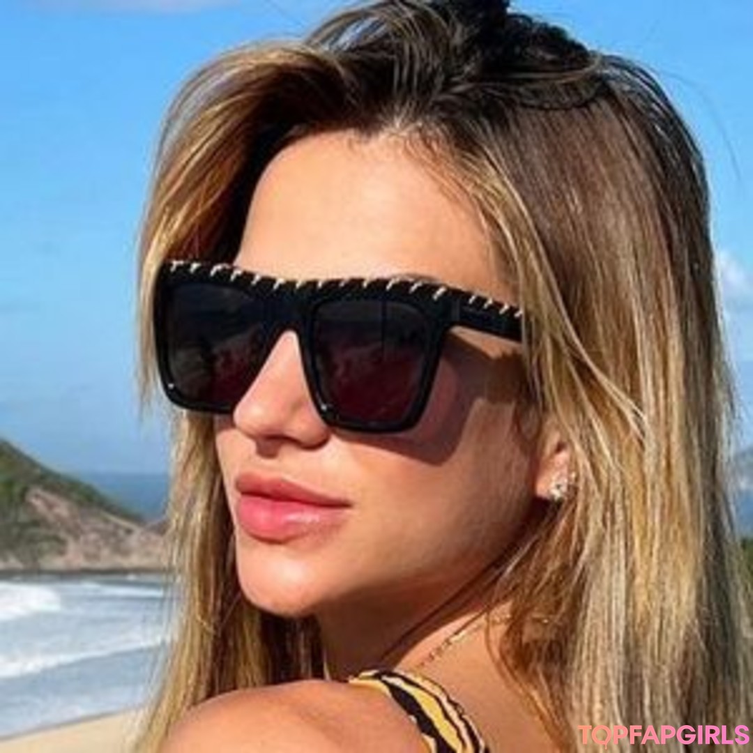 Photo nue de fuite OnlyFans de Gabi Martins #16 Photo nue de fuite OnlyFans de Gabi Martins #16
