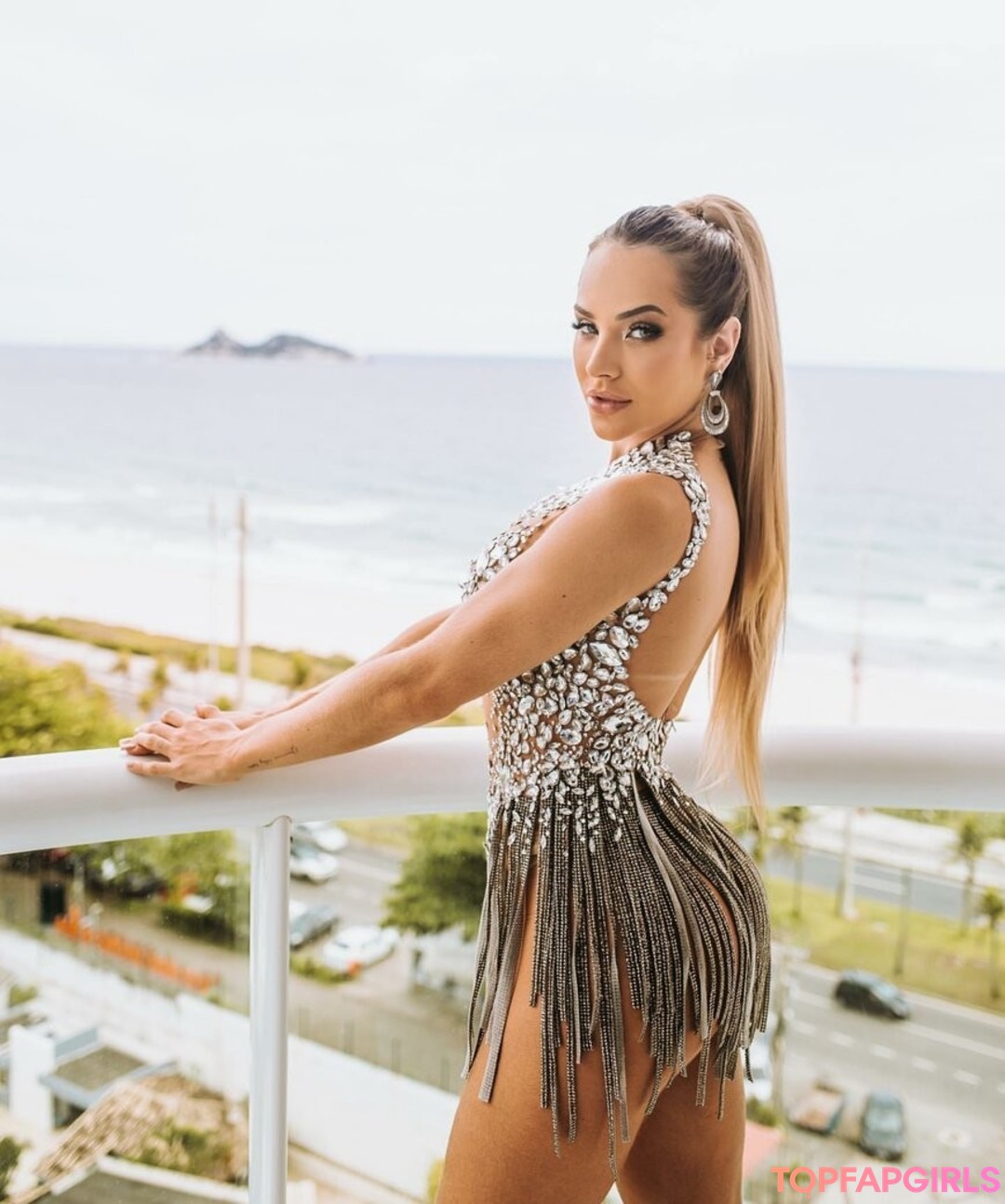 Photo nue de fuite OnlyFans de Gabi Martins #46 Photo nue de fuite OnlyFans de Gabi Martins #46