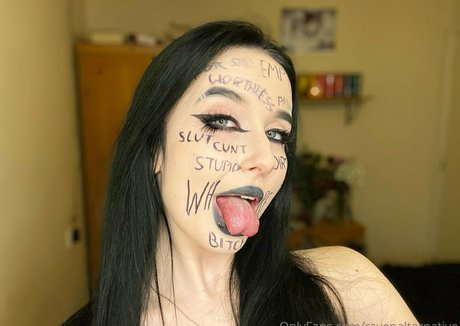 Photo nue de fuite OnlyFans de Ravenalternative