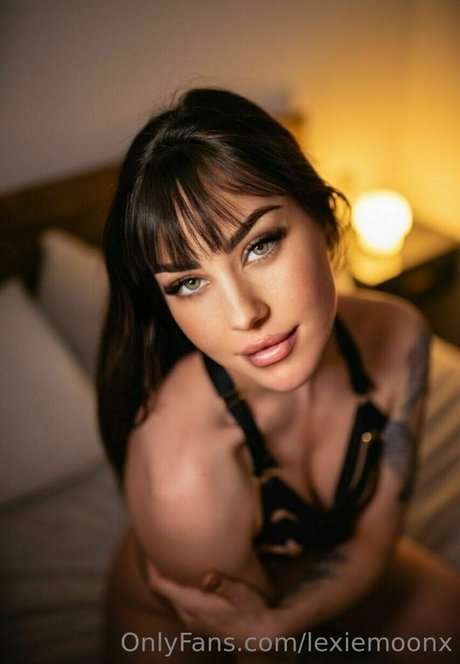 Lexiemoonx