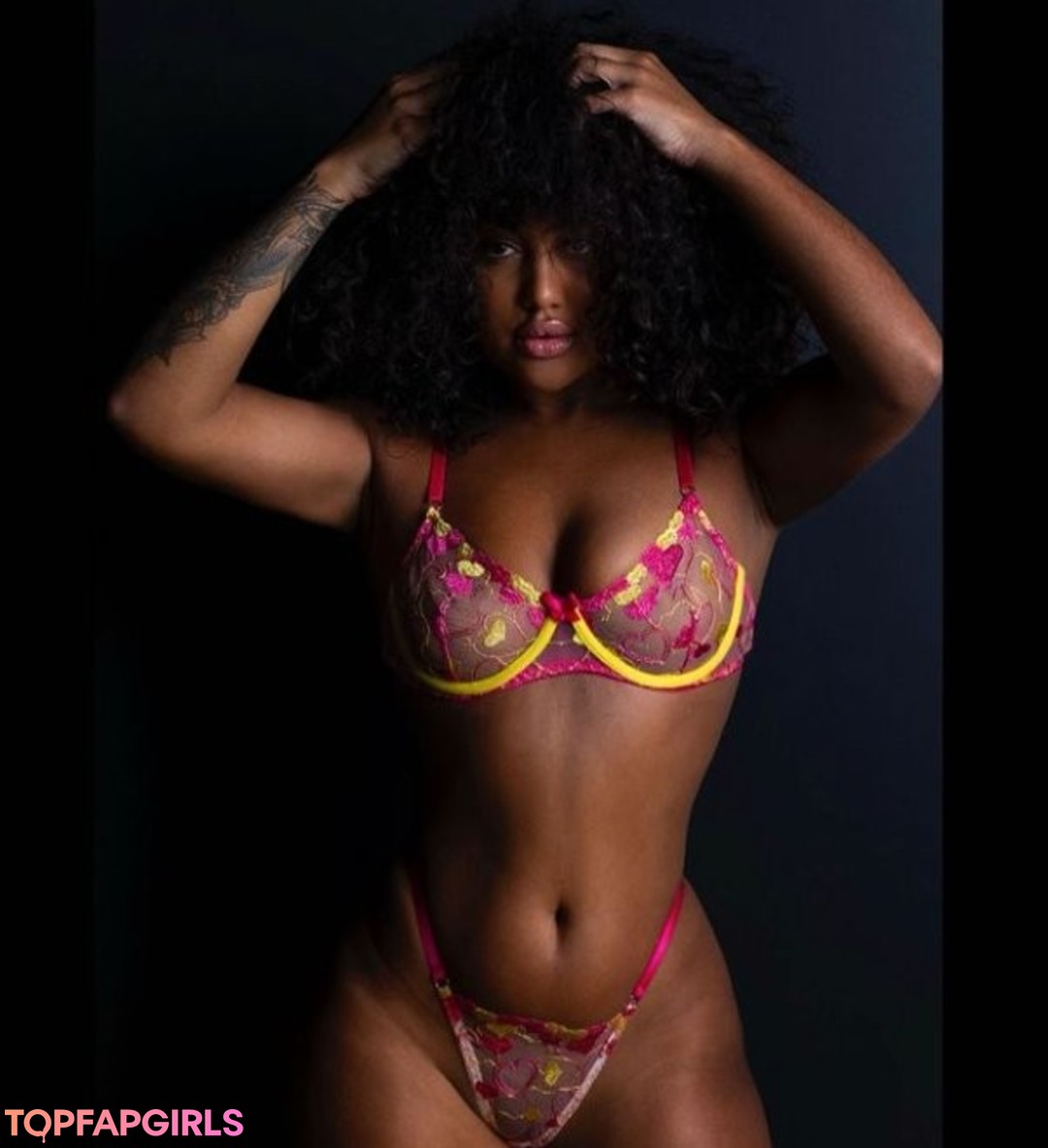 Photo nue de fuite OnlyFans de Marlie Lewis #3 Photo nue de fuite OnlyFans de Marlie Lewis #3