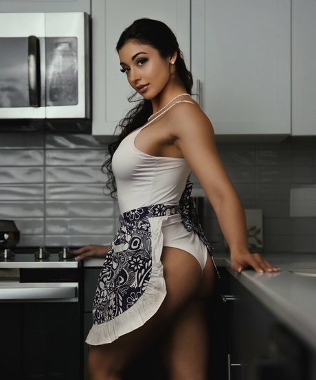 Arianna Grace
