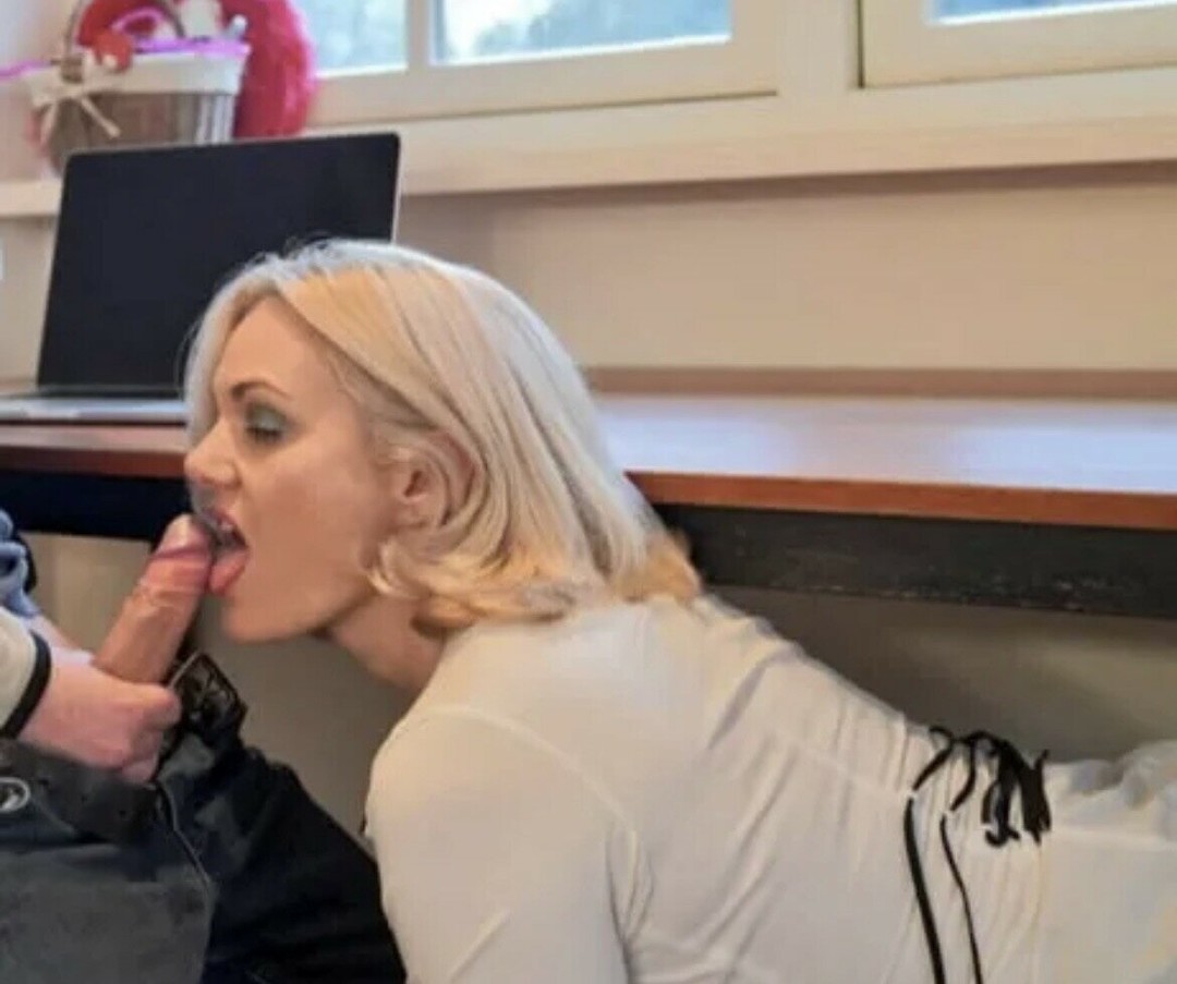 Photo nue de fuite OnlyFans de Kim Holland #6 Photo nue de fuite OnlyFans de Kim Holland #6