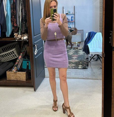 Photo nue de fuite OnlyFans de Lindsay Defranco