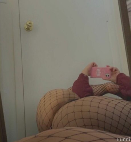 Photo nue de fuite OnlyFans de Strawbewwymilf