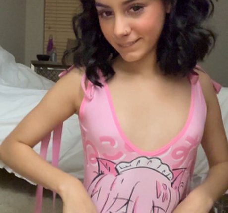 Photo nue de fuite OnlyFans de Xooangel69