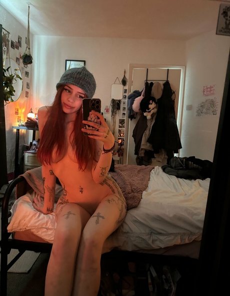 Erotica2222