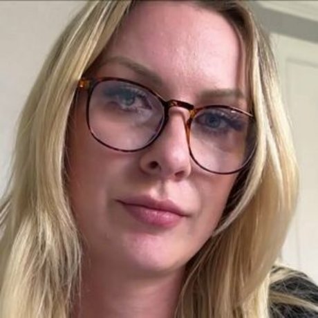 Photo nue de fuite OnlyFans de Family Therapy Xxx