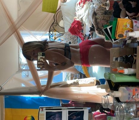 Photo nue de fuite OnlyFans de Curthobain