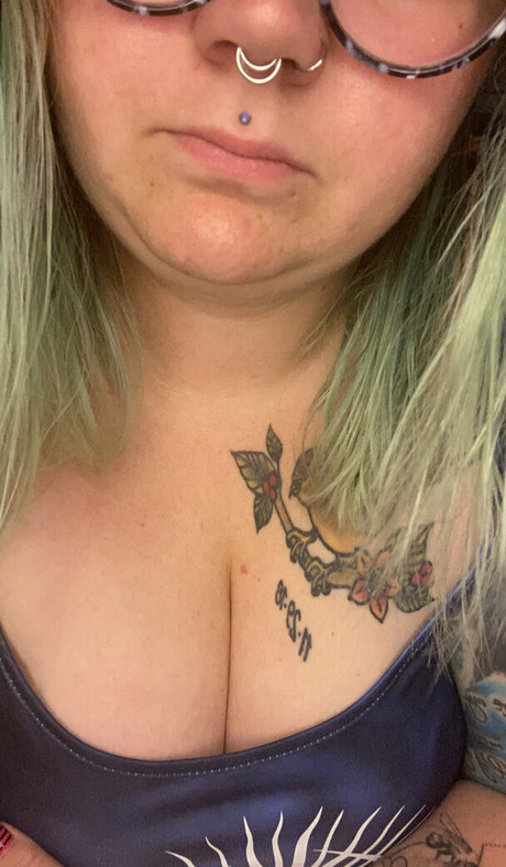 Photo nue de fuite OnlyFans de Thiccnspooky