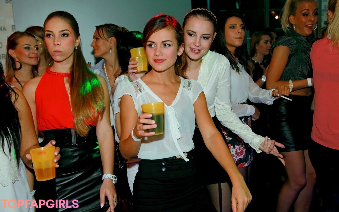 Photo nue de fuite OnlyFans de Party Hardcore #1 Photo nue de fuite OnlyFans de Party Hardcore #1