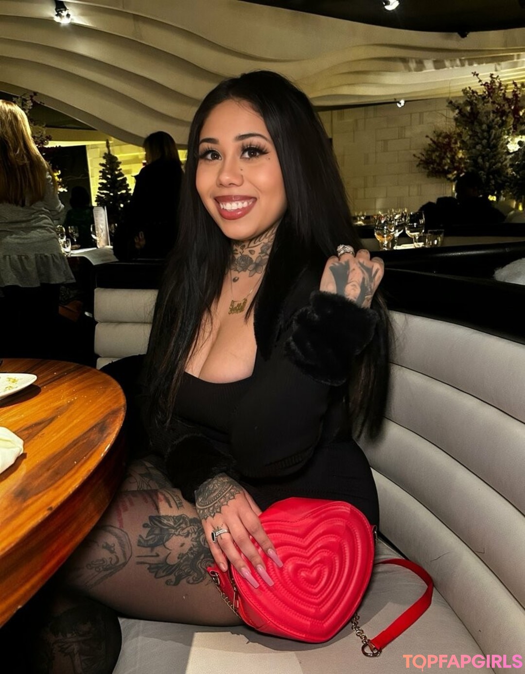 Photo nue de fuite OnlyFans de Sailormoonjelly #1 Photo nue de fuite OnlyFans de Sailormoonjelly #1