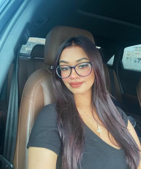 Photo nue de fuite OnlyFans de Punjabi Mami