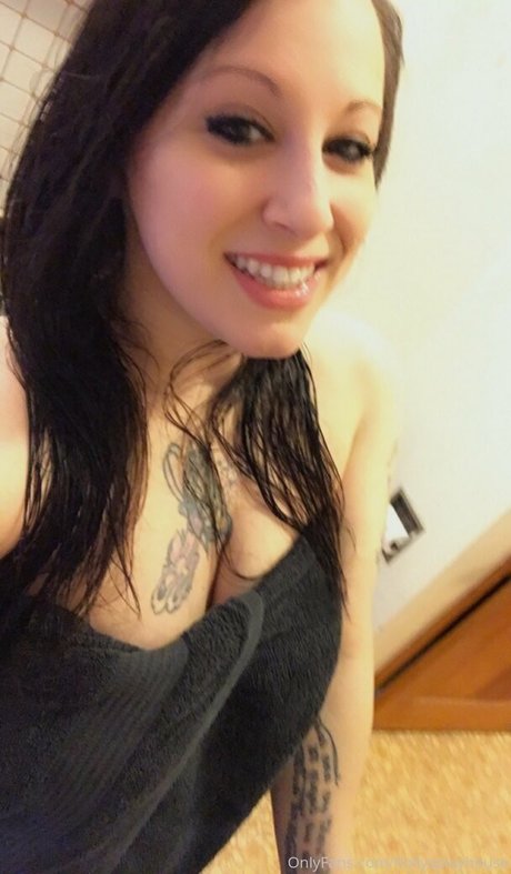 Photo nue de fuite OnlyFans de Hollyfree