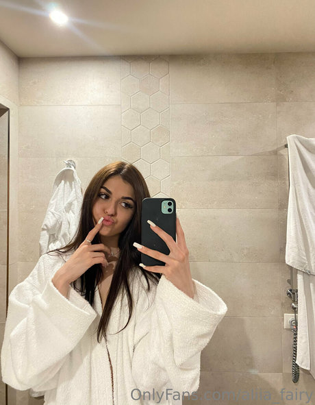 Photo nue de fuite OnlyFans de Aliiafairy
