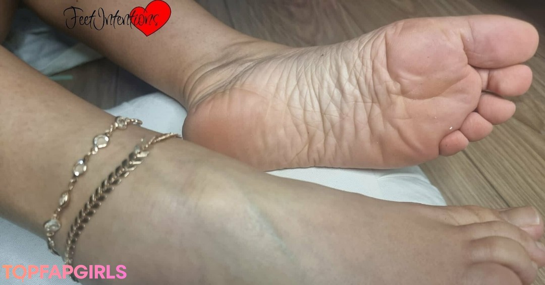 Photo nue de fuite OnlyFans de Feetintentions #54 Photo nue de fuite OnlyFans de Feetintentions #54