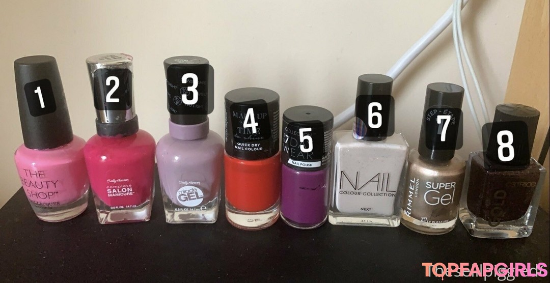 Photo nue de fuite OnlyFans de Theselilpiggie6 #37 Photo nue de fuite OnlyFans de Theselilpiggie6 #37