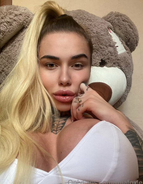 Photo nue de fuite OnlyFans de Miafoxybae