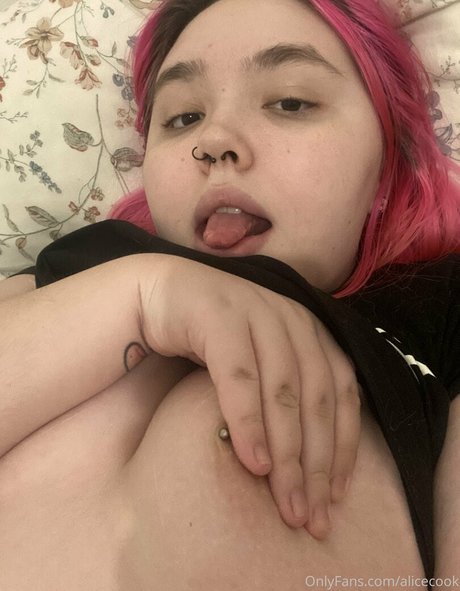 Photo nue de fuite OnlyFans de Alicecook