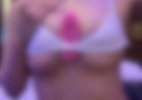 Photo nue de fuite OnlyFans de Huwahuwakioku