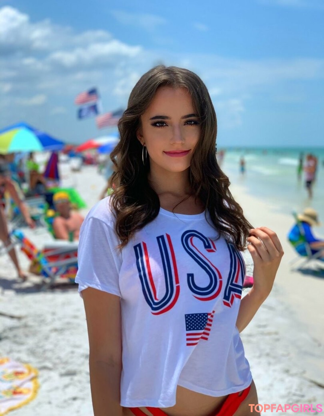 Photo nue de fuite OnlyFans de Ashley St Clair #8 Photo nue de fuite OnlyFans de Ashley St Clair #8