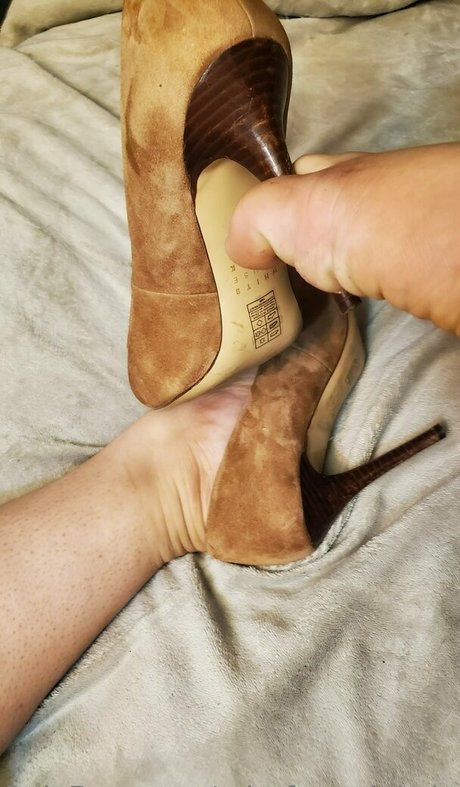 Photo nue de fuite OnlyFans de Missfeetstinkvip