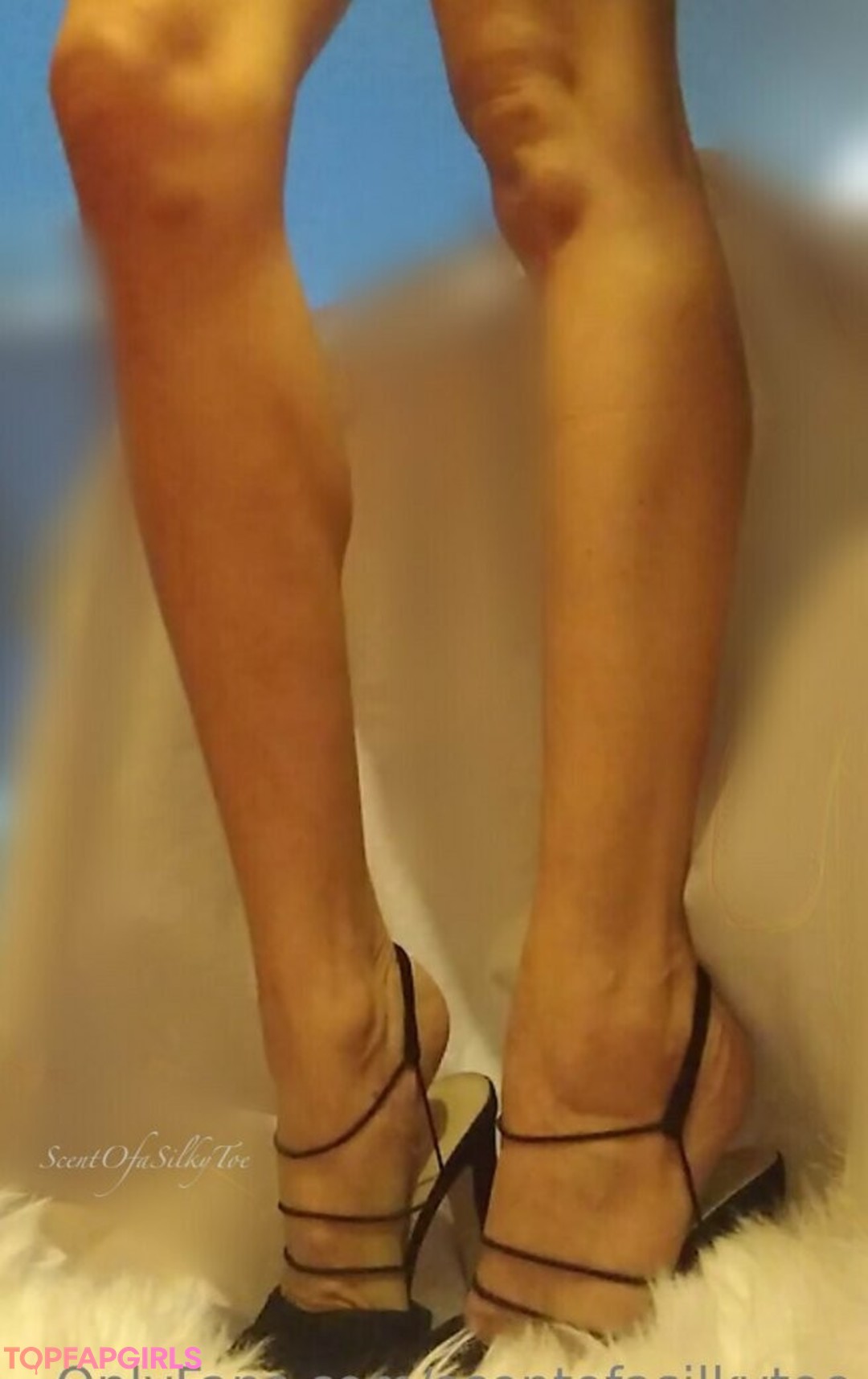 Photo nue de fuite OnlyFans de Scentofasilkytoe #60 Photo nue de fuite OnlyFans de Scentofasilkytoe #60
