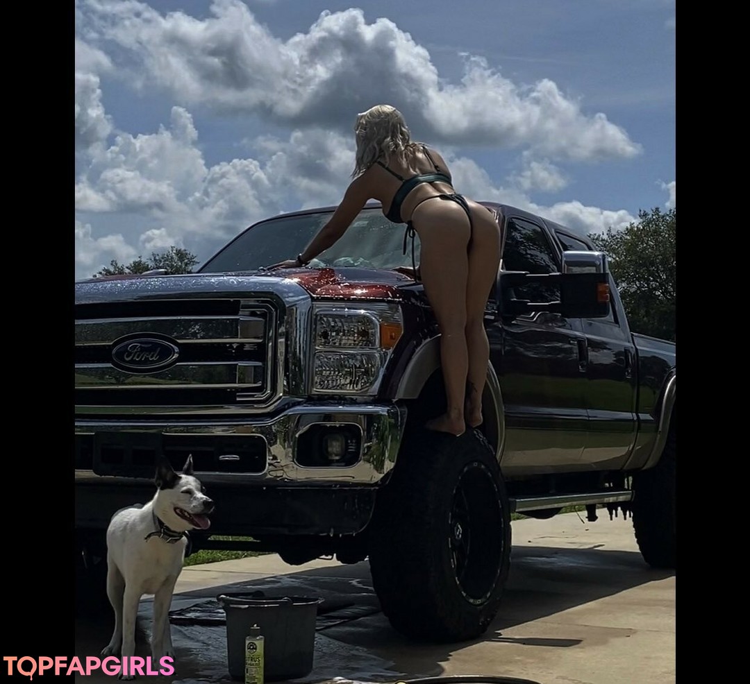 Photo nue de fuite OnlyFans de Lauren Neidenfeuhr #3 Photo nue de fuite OnlyFans de Lauren Neidenfeuhr #3