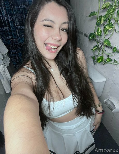 Photo nue de fuite OnlyFans de Ambarxx