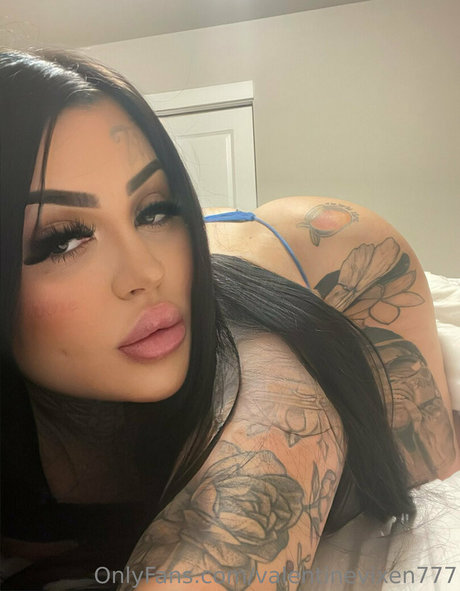 Valentinevixen777