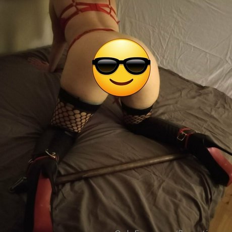 Photo nue de fuite OnlyFans de Flyvertinnen