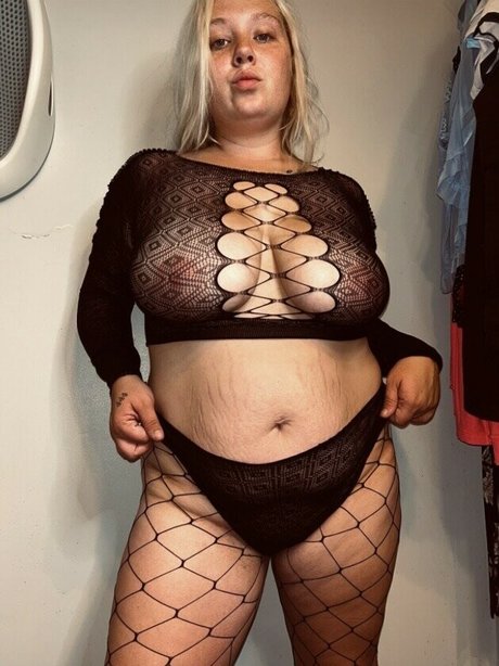 Photo nue de fuite OnlyFans de Kinkykinzie2