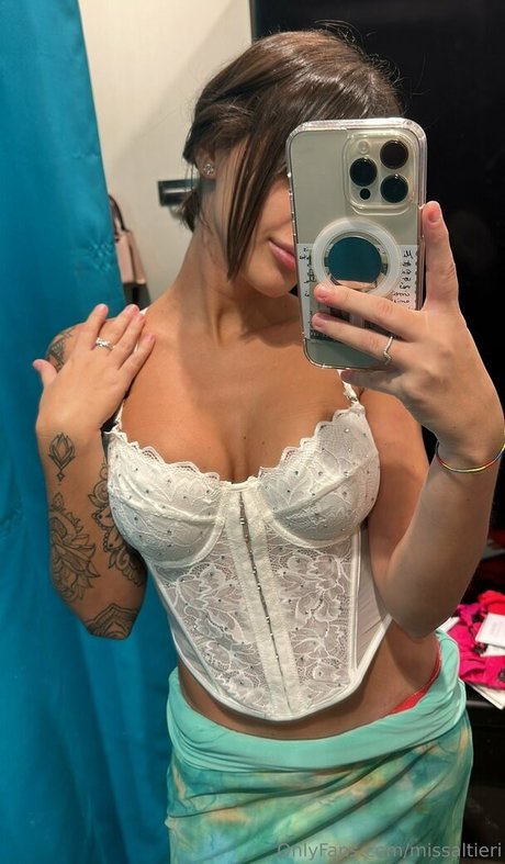 Photo nue de fuite OnlyFans de Soymeryjim