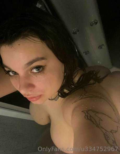 Photo nue de fuite OnlyFans de Annaflirt