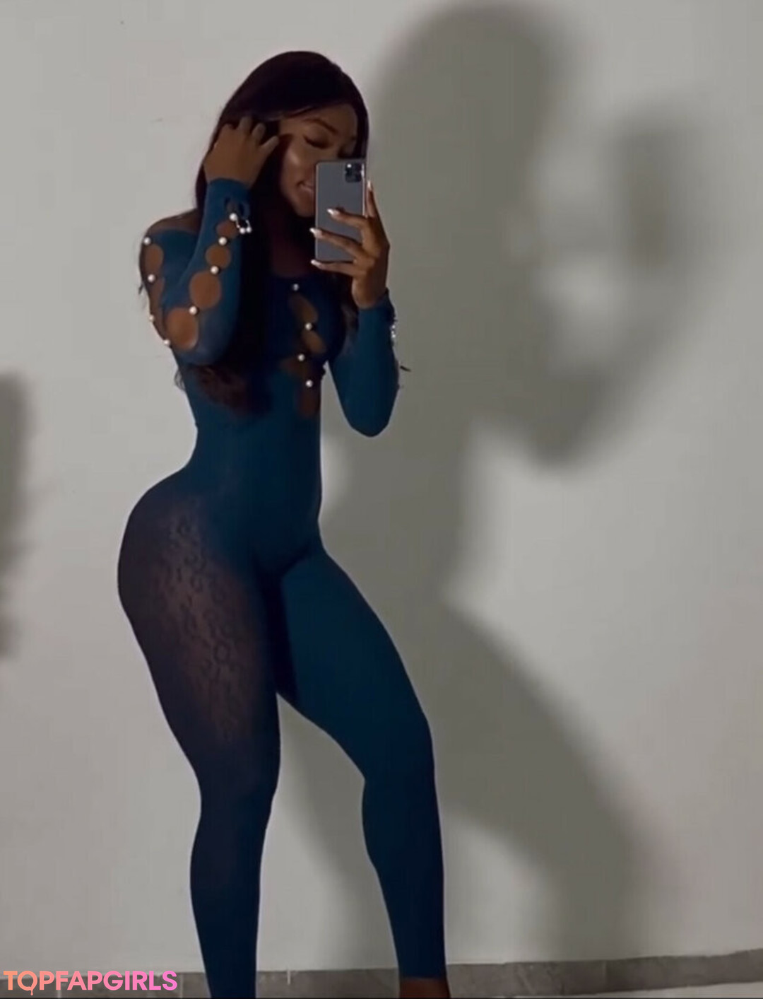 Photo nue de fuite OnlyFans de Korpobrownskin #7 Photo nue de fuite OnlyFans de Korpobrownskin #7