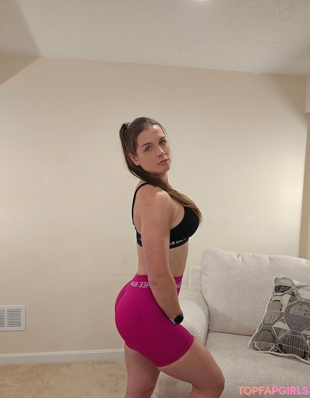 Photo nue de fuite OnlyFans de Kayeufy #44 Photo nue de fuite OnlyFans de Kayeufy #44