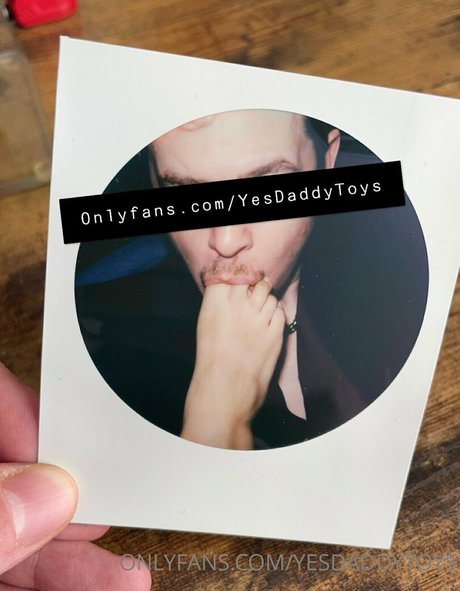 Photo nue de fuite OnlyFans de Yesdaddytoys