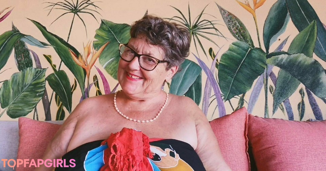 Photo nue de fuite OnlyFans de Fungrannies #14 Photo nue de fuite OnlyFans de Fungrannies #14