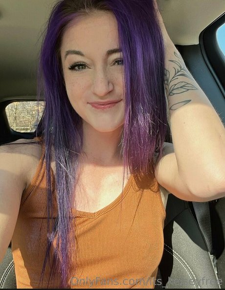Photo nue de fuite OnlyFans de Kelseyannefree