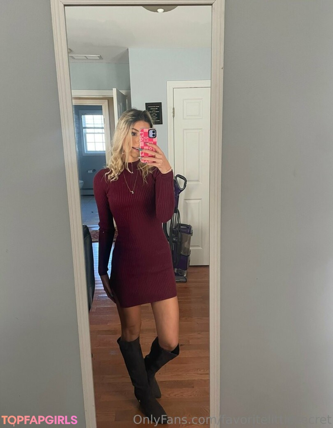 Photo nue de fuite OnlyFans de Favoritelittlesecret #13 Photo nue de fuite OnlyFans de Favoritelittlesecret #13