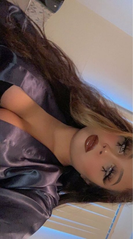 Photo nue de fuite OnlyFans de Spicyymamiana