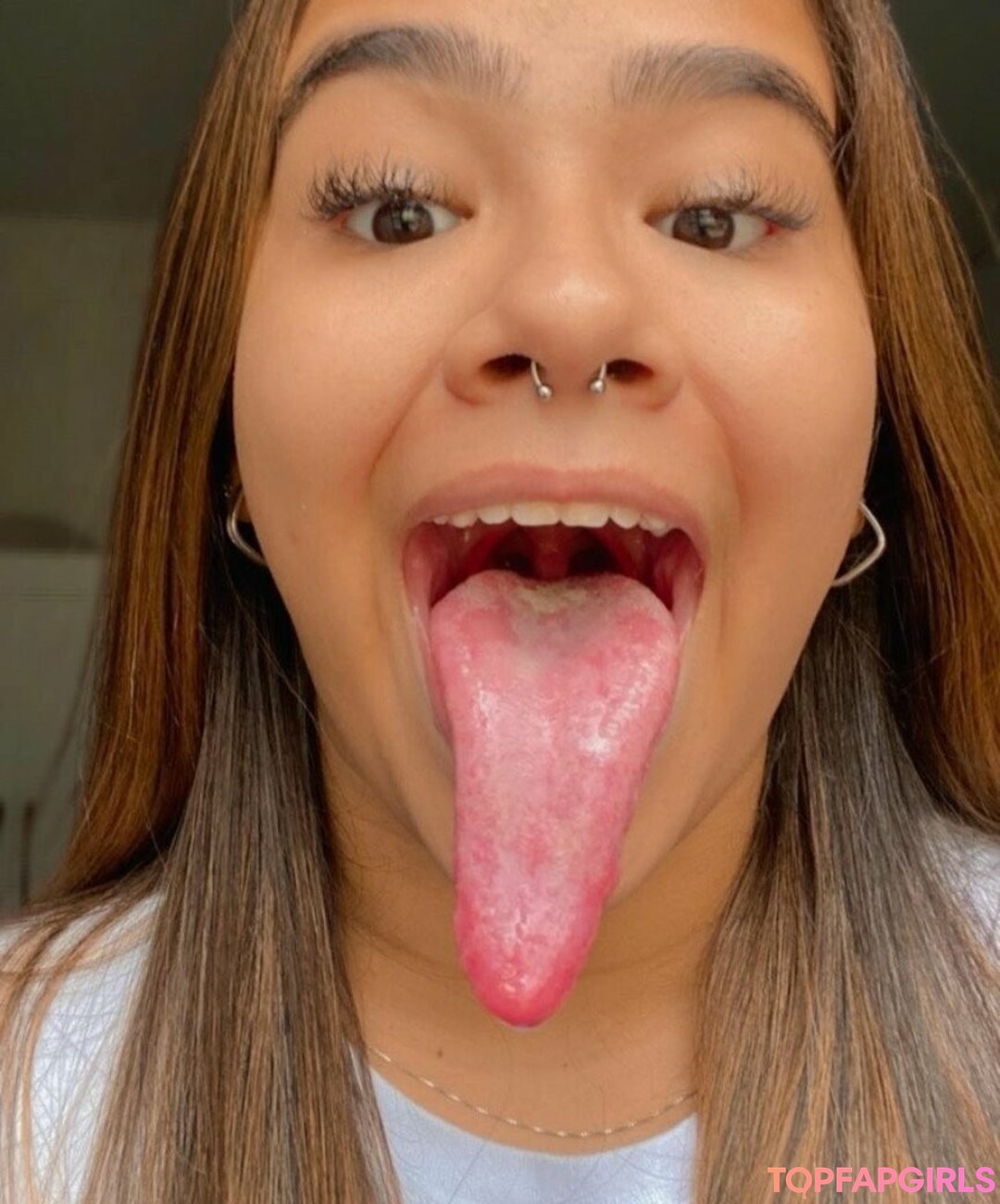 Photo nue de fuite OnlyFans de Long Tongue Fetish #138 Photo nue de fuite OnlyFans de Long Tongue Fetish #138