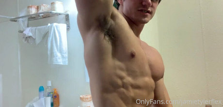 Photo nue de fuite OnlyFans de Jamietylerflex