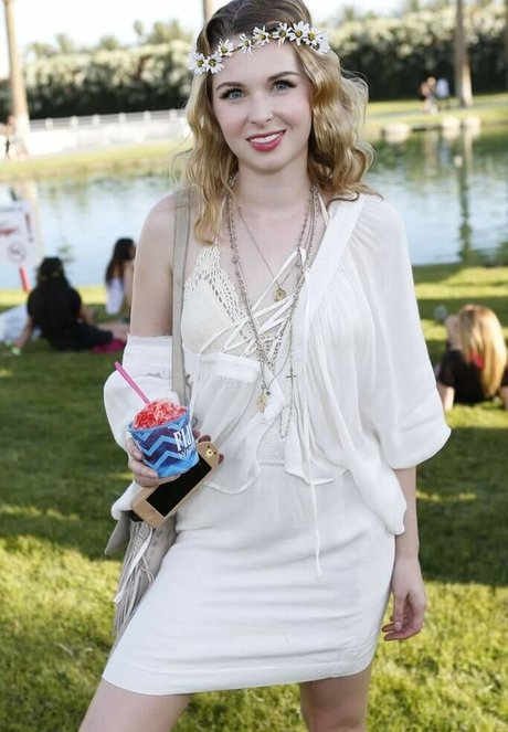 Kirsten Prout