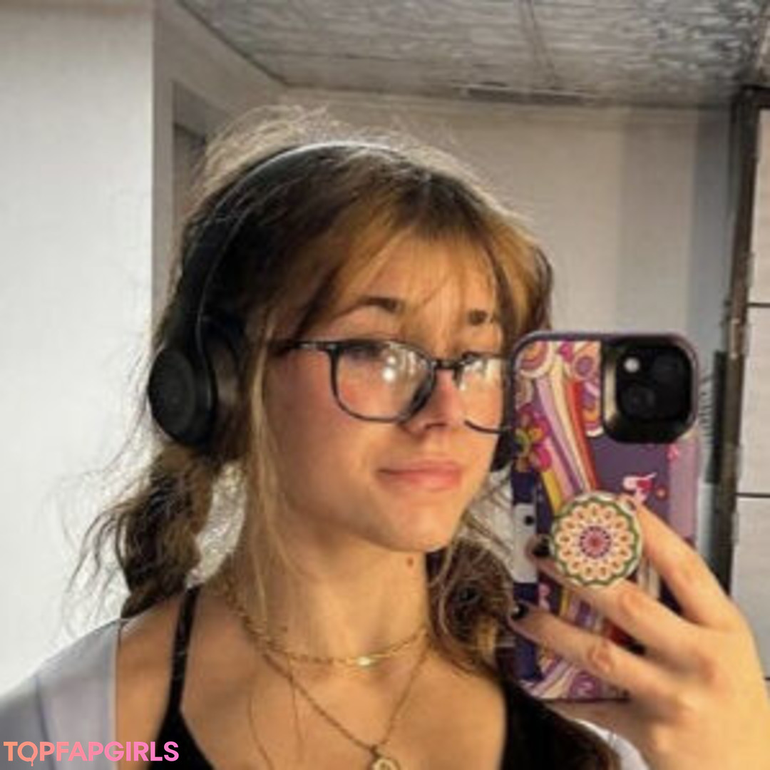 Photo nue de fuite OnlyFans de Abigoodgains #9 Photo nue de fuite OnlyFans de Abigoodgains #9