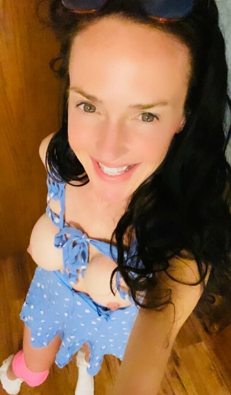 Lilrosiedoll